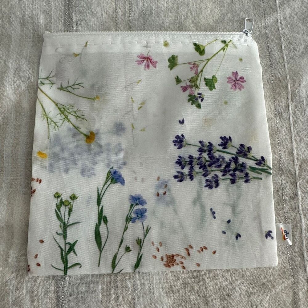 DM Drogerie Markt Storage Pouch